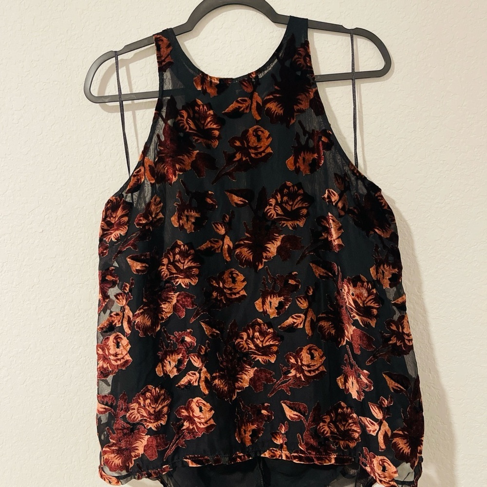 Adiva Floral Velour Women's Top - Black and Mulberry